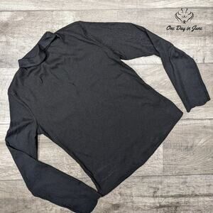 Romwe Scalloped Cut Out V Neck Long Sleeve Top Size L